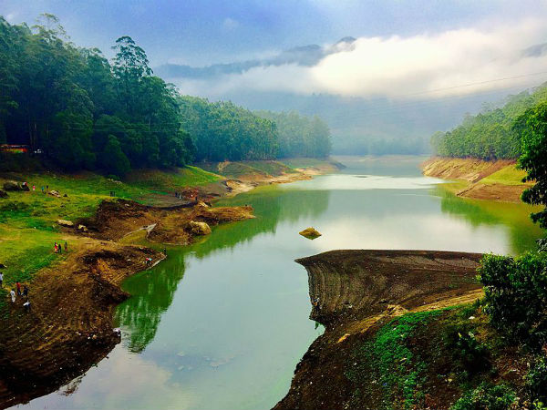 ಸೀತಾ ದೇವಿಯು ಸ್ನಾನ ಮಾಡುತ್ತಿದ್ದಳು