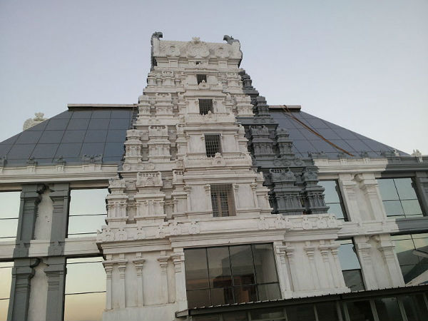 ವೈಕುಂಠ ದ್ವಾರ ಸೇವೆ