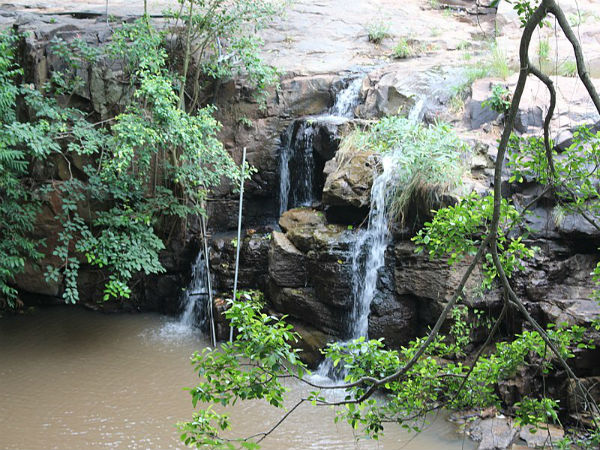 150 ಫೀಟ್ ಎತ್ತರ