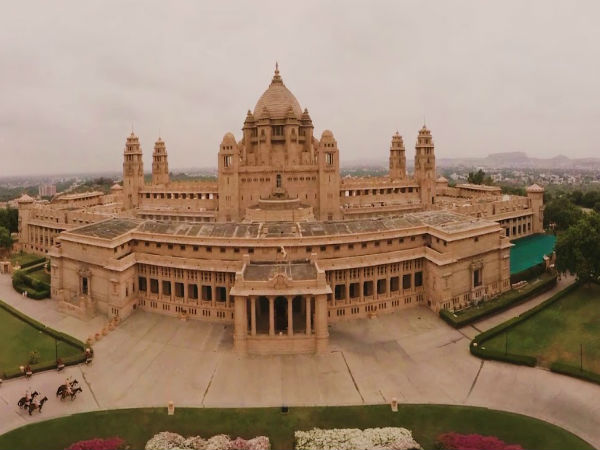 ರಾಜಪರಿವಾರವೂ ಇದೆ