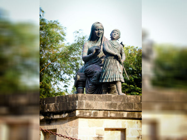 ಶಿವಾಜಿ ಮಹಾರಾಜ್ರ ತಾಯಿ ಹೆಸರು