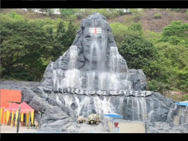 17 ಎಕರೆ ಭೂಪ್ರದೇಶದಲ್ಲಿದೆ