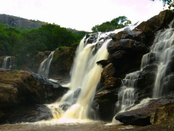 ತೋವನಂ ಜಲಪಾತ