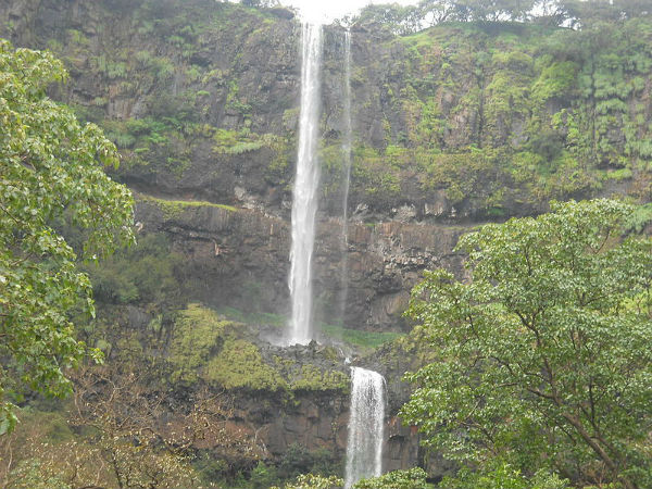ವಜ್ರೈ ಜಲಪಾತ