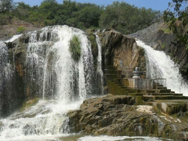 ದುಮುಕುರಾಲು ಜಲಪಾತ