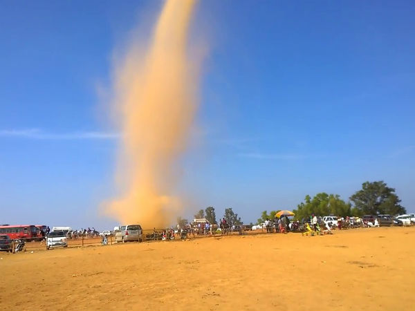 ಟೇಬಲ್ ಲ್ಯಾಂಡ್