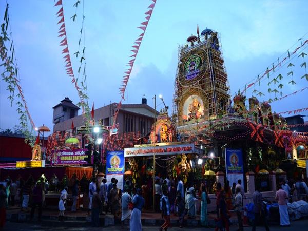 ಸಾಂಪ್ರದಾಯಿಕ ಉಡುಗೆ