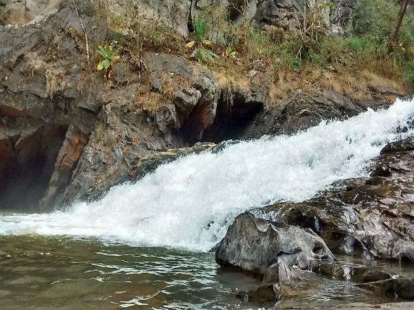ಸಿಂಥೆರಿ ರಾಕ್