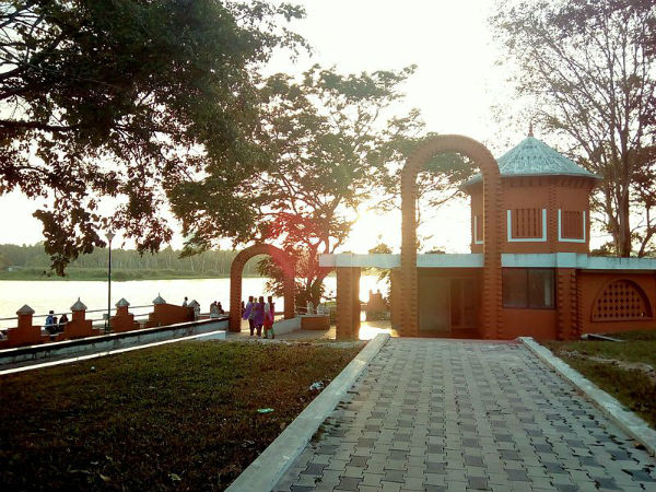 ಬೋಟ್ ಕ್ಲಬ್