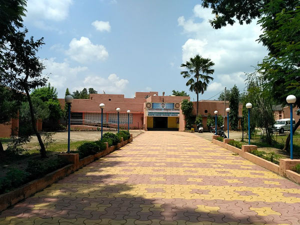 ಮೂಲ ಹೆಸರು ನಂದ್-ಗ್ರಾಮ್