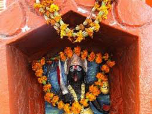 ದೇವತೆಗಳ ಮೂರ್ತಿಗಳು