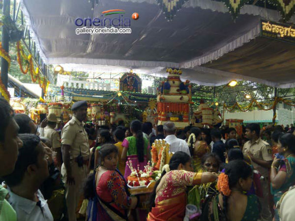 ದಂತಕಥೆಯ ಪ್ರಕಾರ