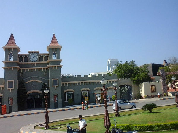 ಎಲ್ಲಿದೆ ಈ ಫಿಲ್ಮ್ ಸಿಟಿ
