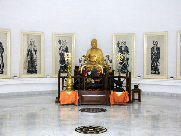 ಅಷ್ಟ ಧಾತುವಿನ ಪ್ರತಿಮೆ