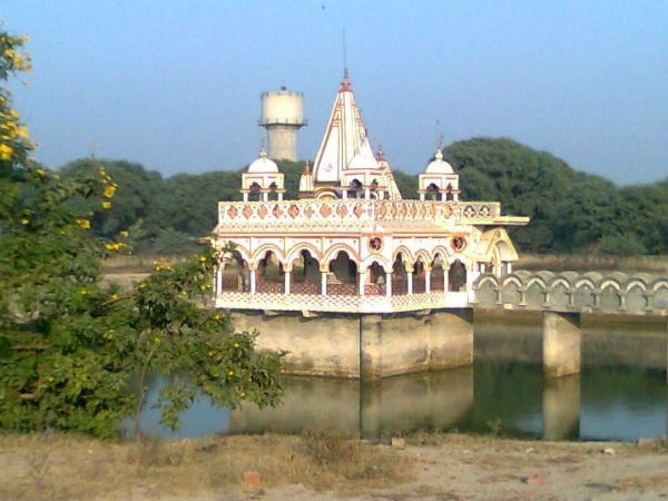 ಪುಷ್ಕರ ಮಂದಿರ ಹಾಗೂ ಫೊಂಕೆರ್ ಮಂದಿರ
