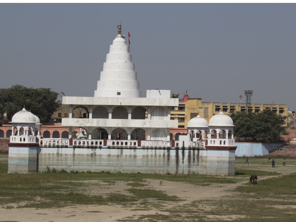 ಪ್ರಮುಖ ಪ್ರವಾಸಿ ತಾಣಗಳು