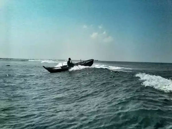 ಲಗೂನ್ನೊಳಗೆ ದೋಣಿ ಪ್ರಯಾಣ