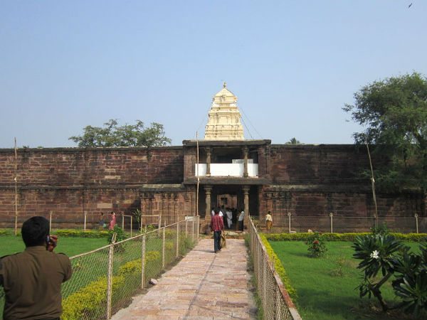 ಆಚರಿಸಲಾಗುವ ಉತ್ಸವಗಳು