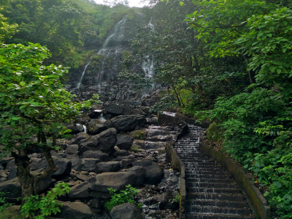 ಜಾರುವ ಪರ್ವತದ ಹಾದಿ