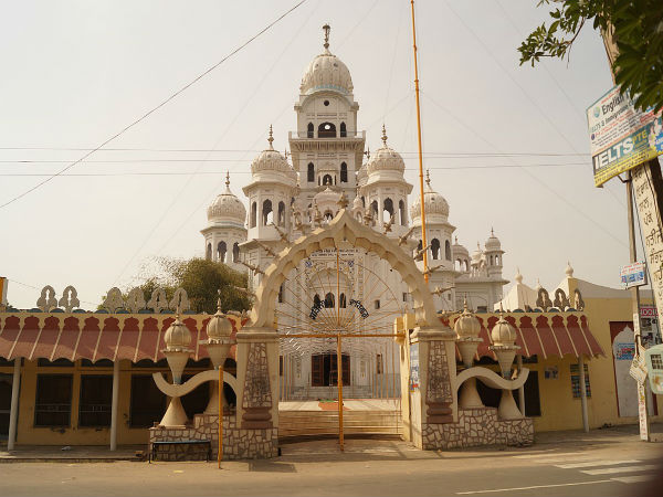 ರಾಜ ವೈಭವವದ ಸಿರಿ