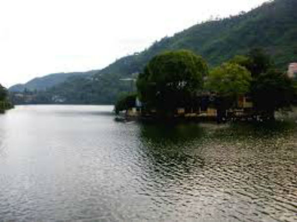 ಮೂರು ಕಿ.ಮೀ. ಟ್ರೆಕ್ಕಿಂಗ್