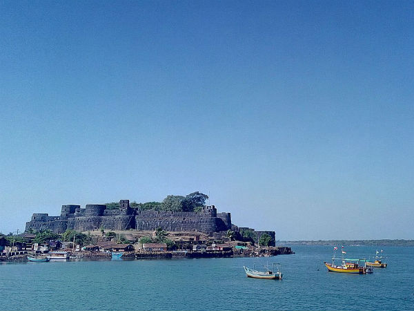 ಈಸ್ಟರ್ನ್ ಗಿಬ್ರಾಲ್ಟರ್