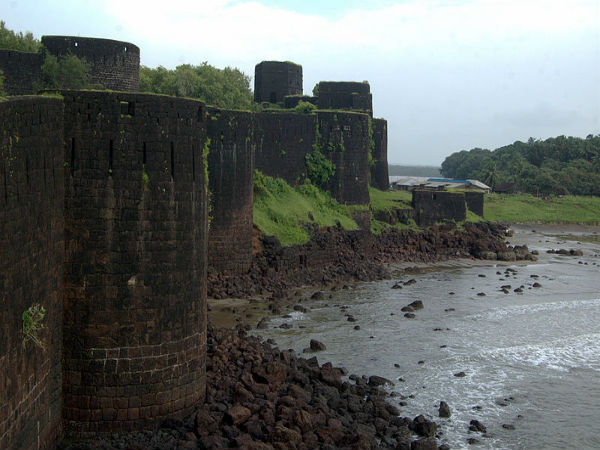 ಐತಿಹಾಸಿಕ ಕೋಟೆಗಳು
