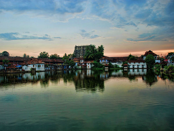 4) ಪದ್ಮನಾಭಸ್ವಾಮಿ ದೇವಸ್ಥಾನ