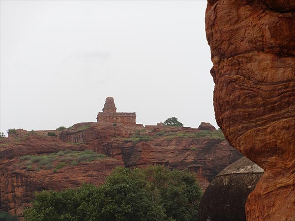 ಹುಳಿಮಾವು ಶಿವ ಗುಹೆ ದೇವಾಲಯ