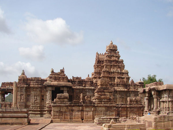 ವಿರೂಪಾಕ್ಷ ದೇವಾಲಯ