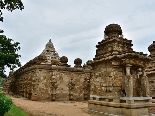 1) ಕಾಂಚೀಪುರಂ
