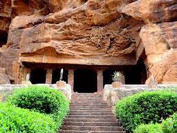 badami caves badami caves