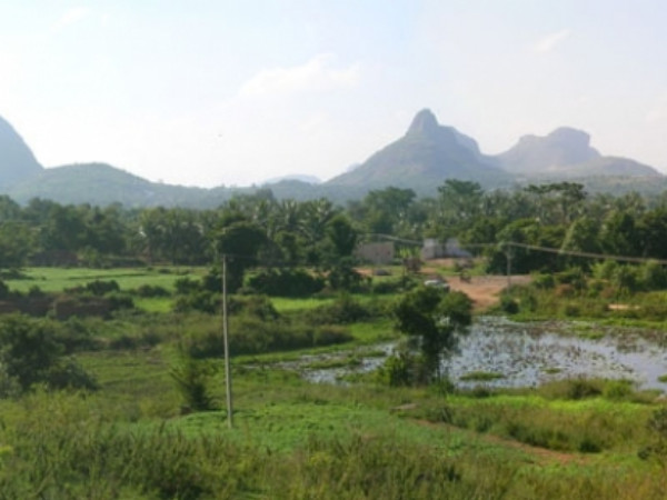 ರಾಮನಗರ - ಬೆಂಗಳೂರಿನಿಂದ ದೂರ - 55 ಕಿ.ಮೀ