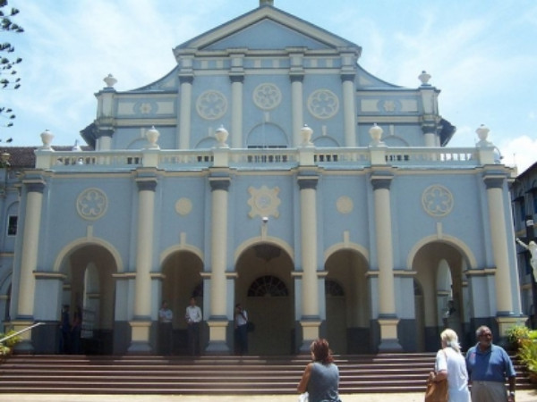 ಸೈಂಟ್ ಅಲೋಶಿಯಸ್ ಚರ್ಚ್