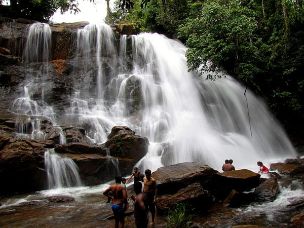 ಸಿರಿಮನೆ ಜಲಪಾತ