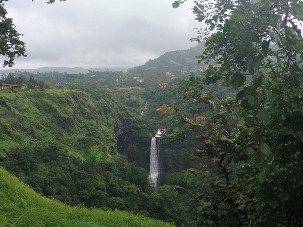 ಲೋನಾವಾಲಾ ಮತ್ತು ಖಂಡಾಲಾ