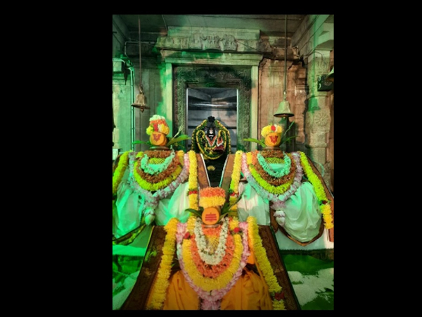 ಶ್ರೀ ಲಕ್ಷೀನರಸಿಂಹ ಸ್ವಾಮಿ ದೇವಾಲಯದ ವಿಶೇಷತೆಗಳು :
